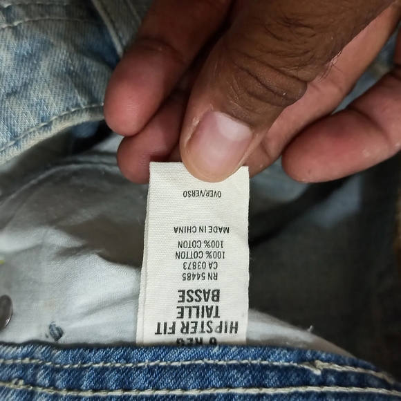 American Eagle 🦅 outfitters - Picture 7 of 7